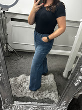 Load image into Gallery viewer, DRESSIE Wideleg Jeans - Blue