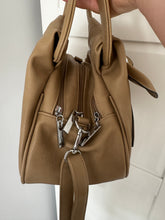 Load image into Gallery viewer, BEBE Bow Bag - Stone