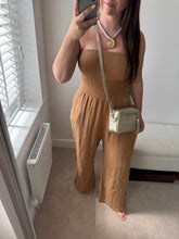 Load image into Gallery viewer, CAPRI Leather Metallic Camera Bag - (Various colours available)