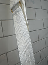 Load image into Gallery viewer, BOBBI Box Bag - White