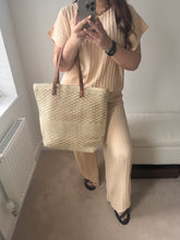 Load image into Gallery viewer, RAFFIA Beach Bag (2 Colours)