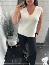 Load image into Gallery viewer, VALERIE Jumper Vest- Warm White