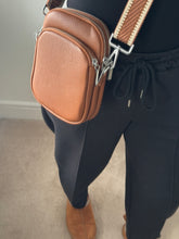 Load image into Gallery viewer, CITY Crossbody Bag - 5 Colours