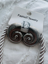 Load image into Gallery viewer, SHELL Chunky Necklace & Earring Set (2 Colours)