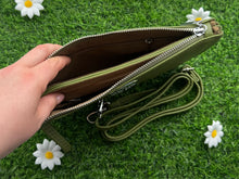 Load image into Gallery viewer, MADRID Small Handbag - Green
