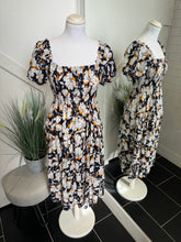 Load image into Gallery viewer, BEATRICE Summer Floral Dress - Navy