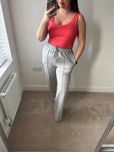 Load image into Gallery viewer, JEN Wideleg Joggers - Grey Marl

