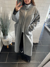 Load image into Gallery viewer, OLIVIA Overcoat - Grey
