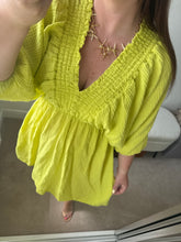 Load image into Gallery viewer, STARFISH Dainty Necklace (2 Colours)
