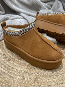 SAMSON Faux Suede Mules - Chesnut