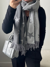 Load image into Gallery viewer, STARLIGHT Cashmere Scarf - Grey
