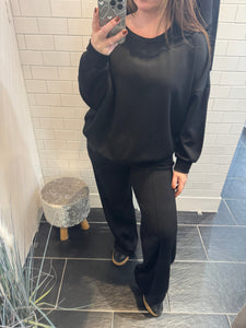 PIPPA Pleated Sleeve Sweatershirt - Black