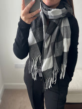 Load image into Gallery viewer, CHECKED Cashmere Scarf - Grey
