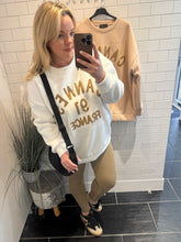 Load image into Gallery viewer, CANNES Sweatshirt - White/Camel
