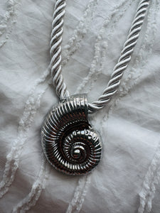 SHELL Chunky Necklace &  Earring Set (2 Colours)