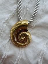 Load image into Gallery viewer, SHELL Chunky Necklace &amp;  Earring Set (2 Colours)
