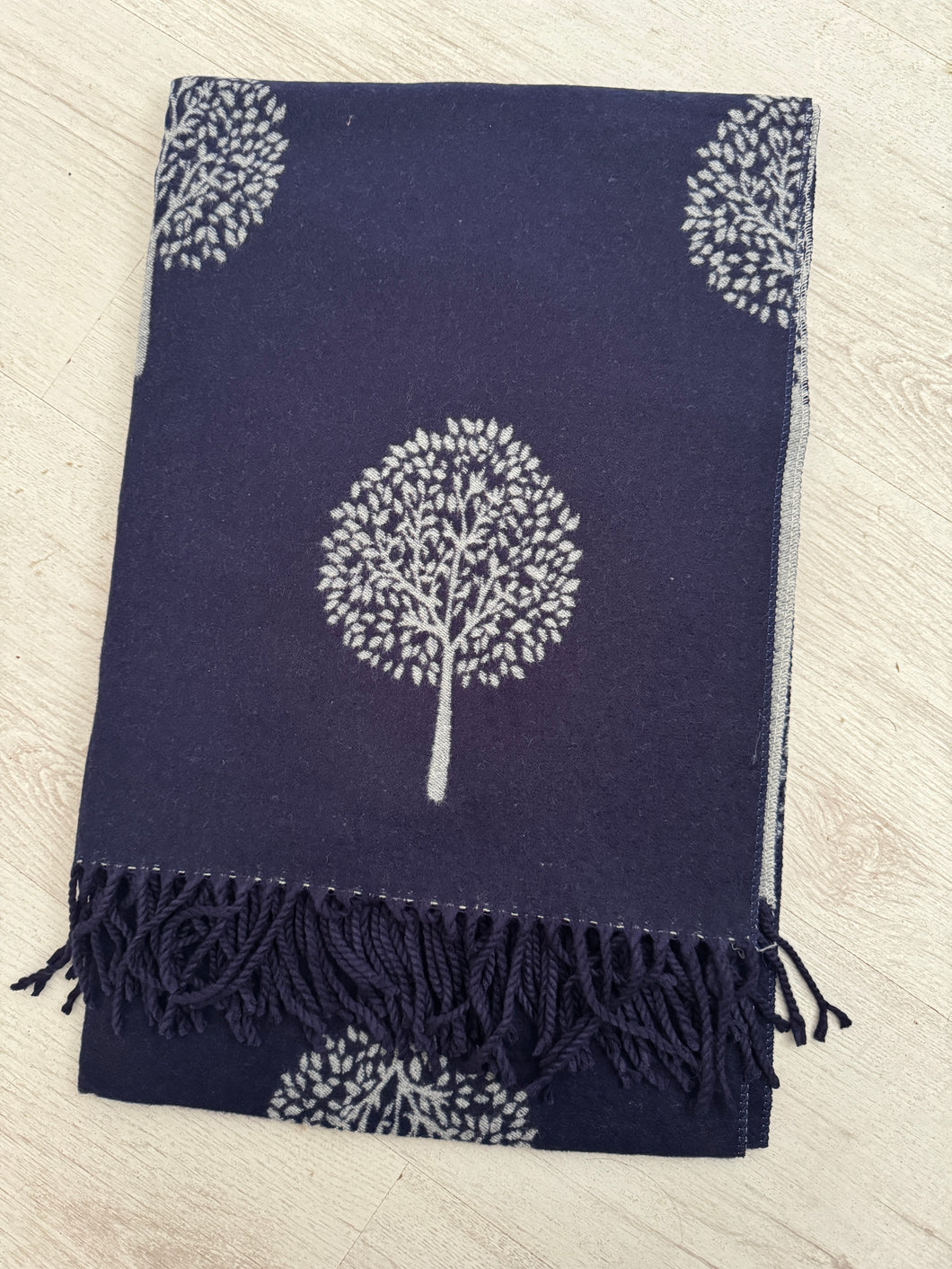 MAGGIE Tree Cashmere Scarf - Navy