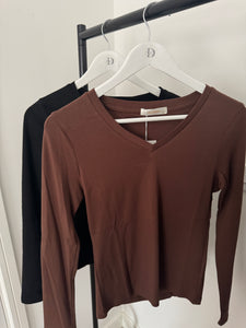 BASE V Layer Top - 2 Colours