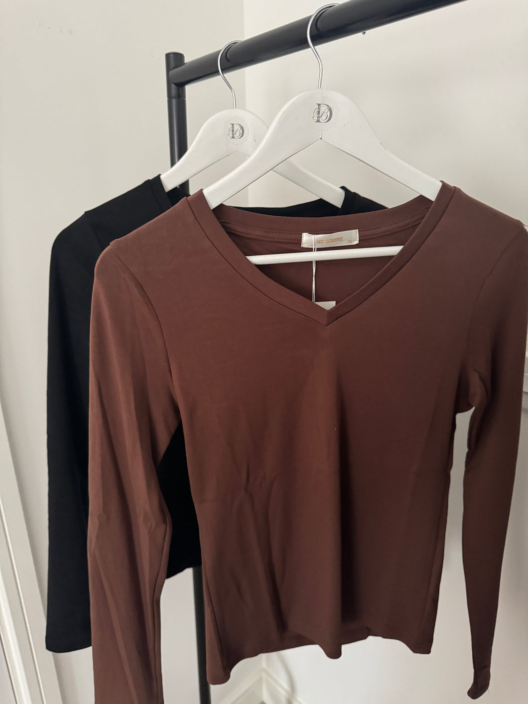 BASE V Layer Top - 2 Colours