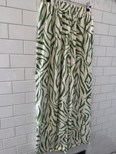 Load image into Gallery viewer, ZABRINA Wideleg Trousers (5 Colours)
