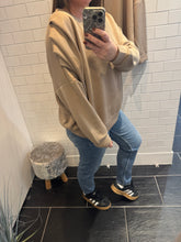 Load image into Gallery viewer, PIPPA Pleated Sleeve Sweatershirt - Beige

