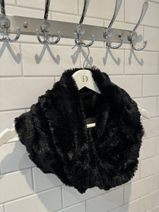 Cosy Snood Scarf - Black