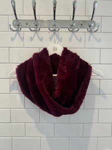 Cosy Snood Scarf - Berry