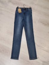 Load image into Gallery viewer, TOXIK Highwaisted Skinny Jeans - Blue
